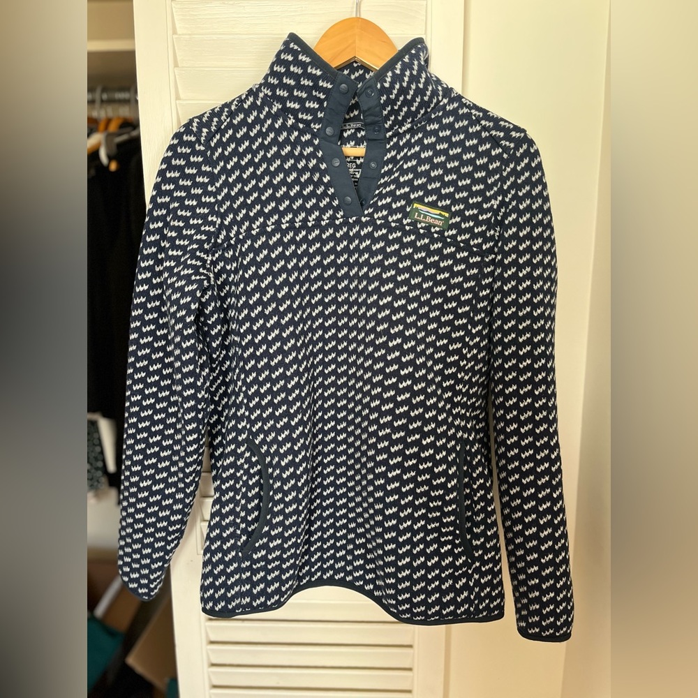LLBean Sweater Fleece in Navy Birdseye